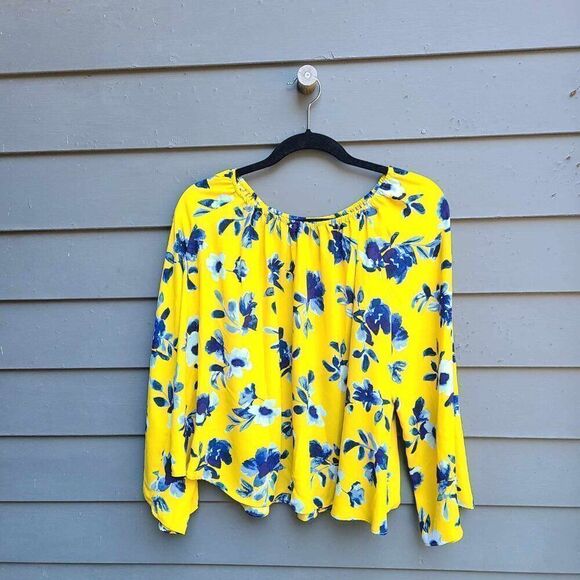 Elizabeth & James Yellow and Blue Floral Peasant Top size Large - Picture 6 of 6